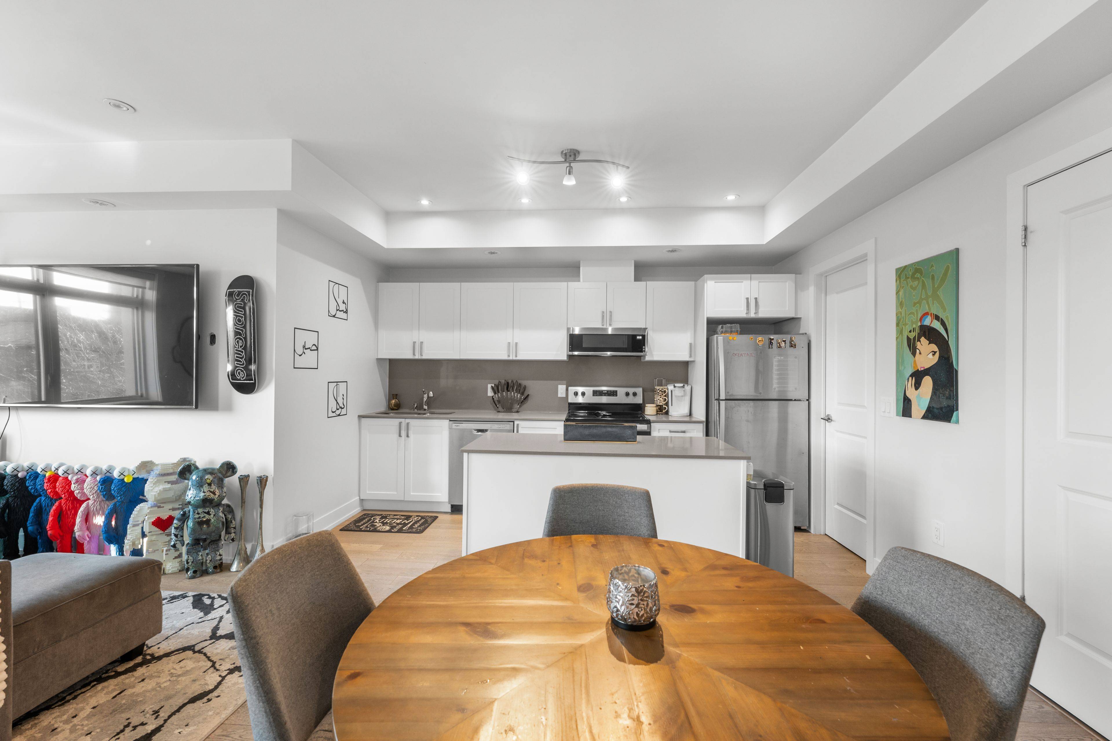 Mississauga, ON L5G 0C6,1062 Douglas McCurdy Common