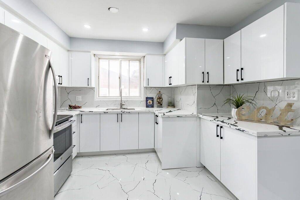 Niagara Falls, ON L2G 7L8,7725 Jubilee DR #Upper