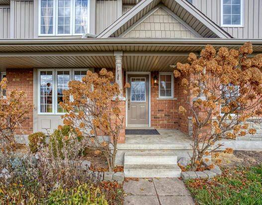 Guelph, ON N1E 7M3,549 Victoria RD N