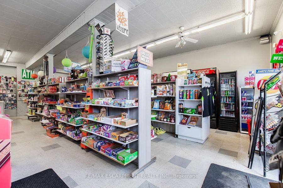 Hamilton, ON L8K 1X7,2340 King ST E