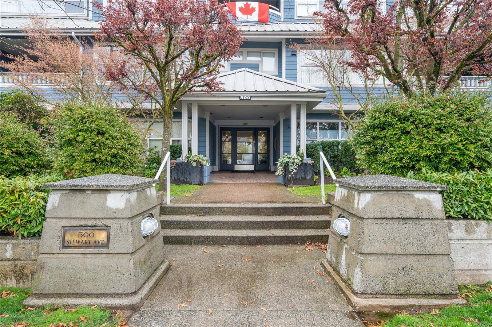 Nanaimo, BC V9S 5T5,500 Stewart Ave #502