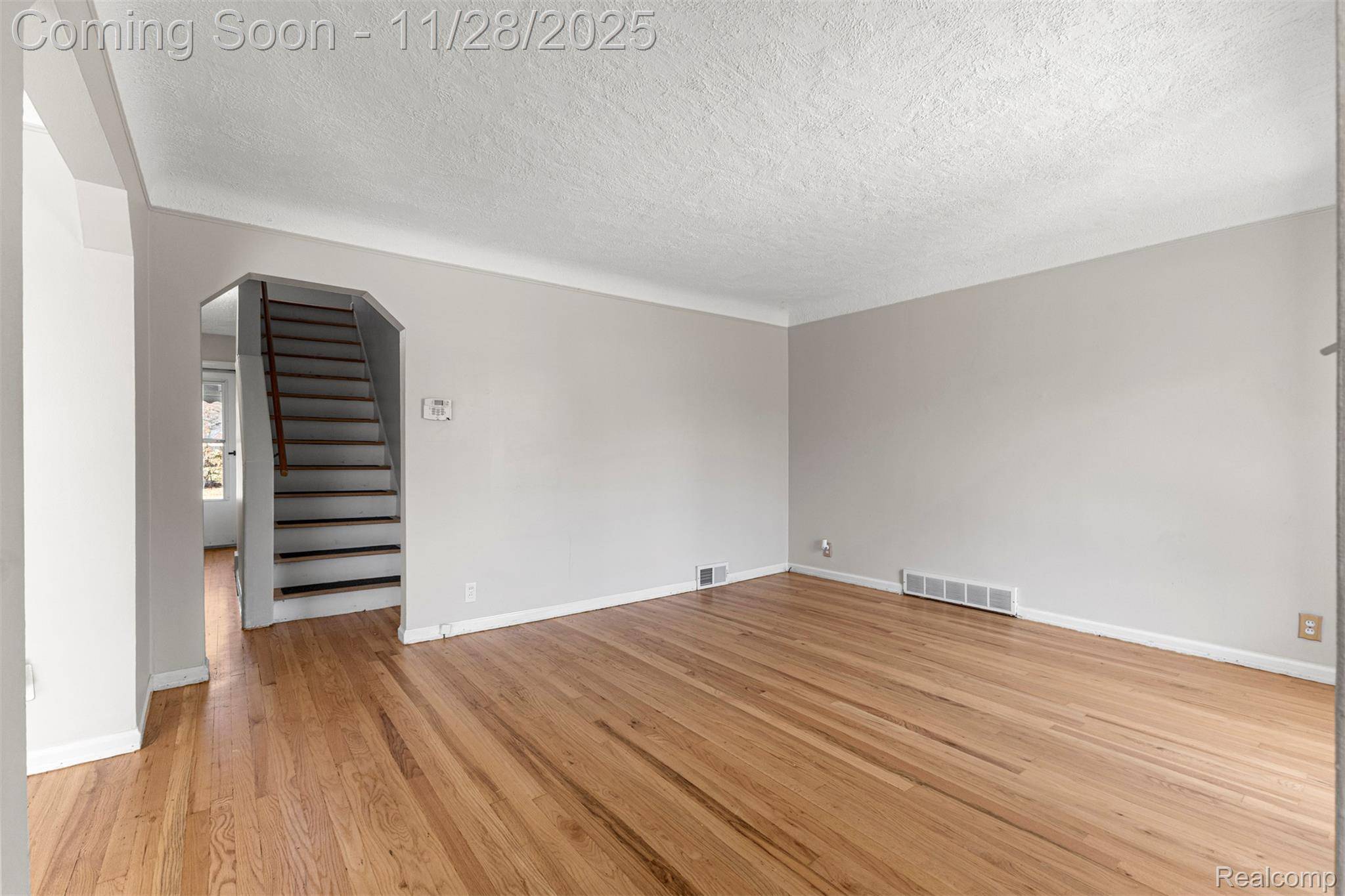 Dearborn, MI 48124,3828 Vassar ST