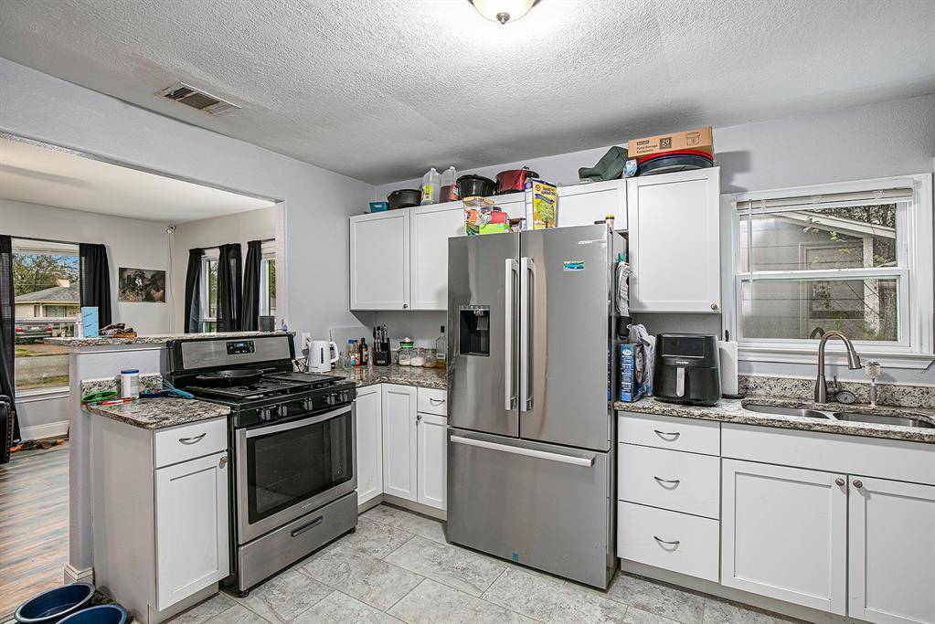 Cleburne, TX 76033,502 Bales Street