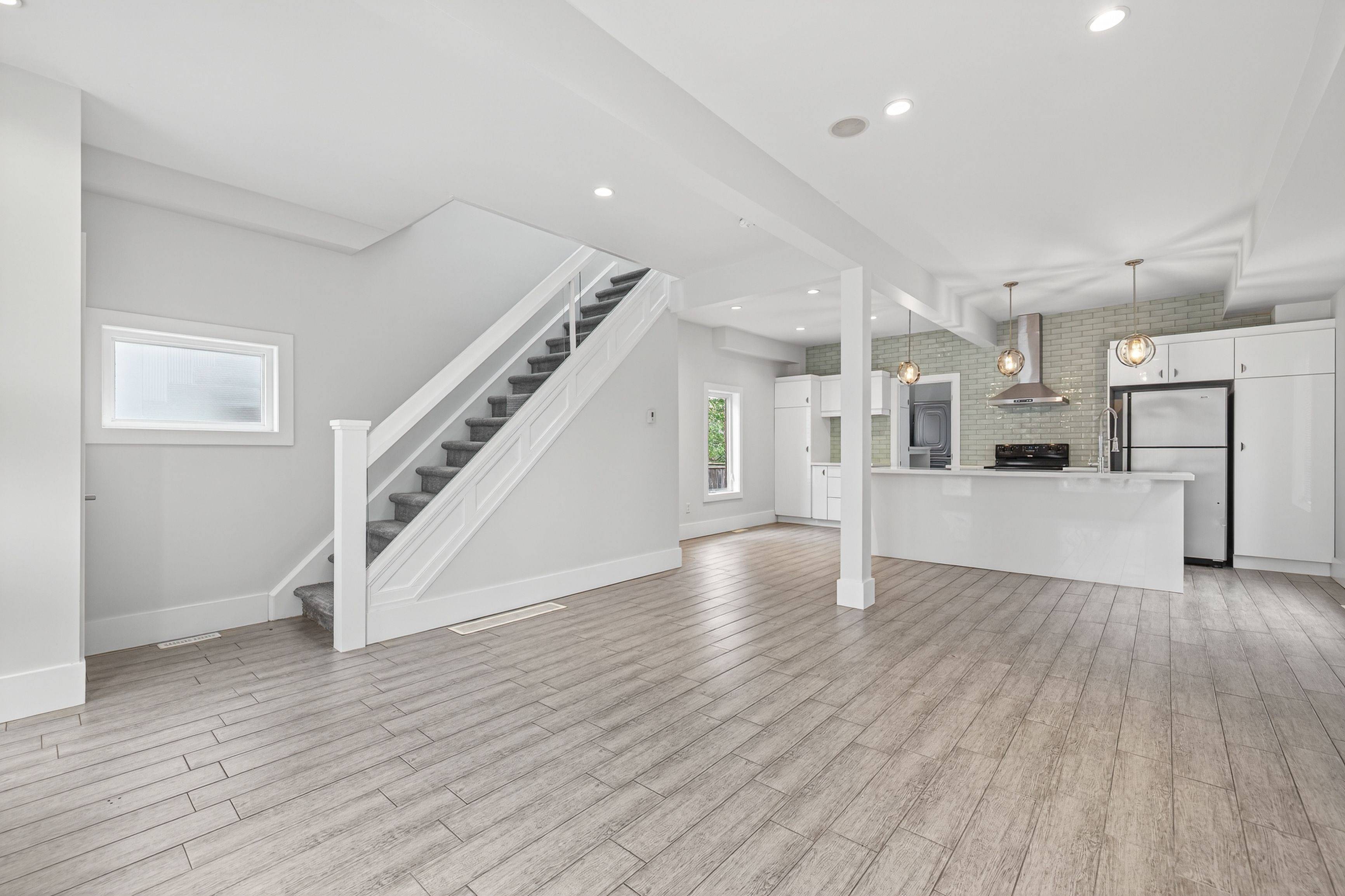 London South, ON N6C 1R9,80 Tecumseh AVE E