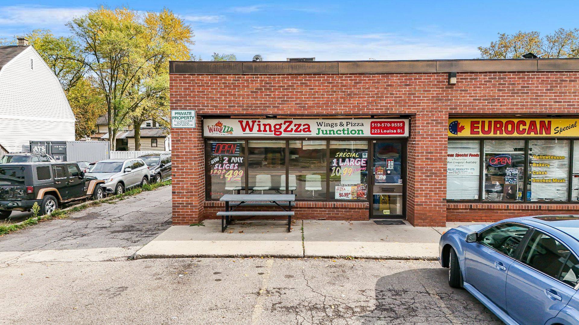 Kitchener, ON N2H 4C7,223 Louisa ST