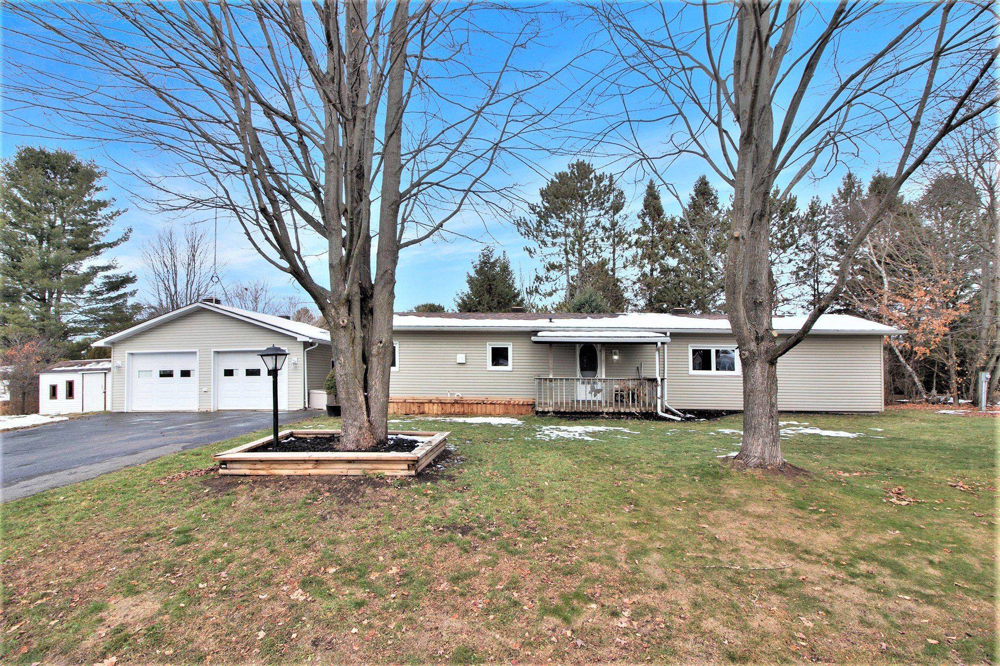 Orleans - Cumberland And Area, ON K0A 3H0,5620 Rockdale RD #Unit 32