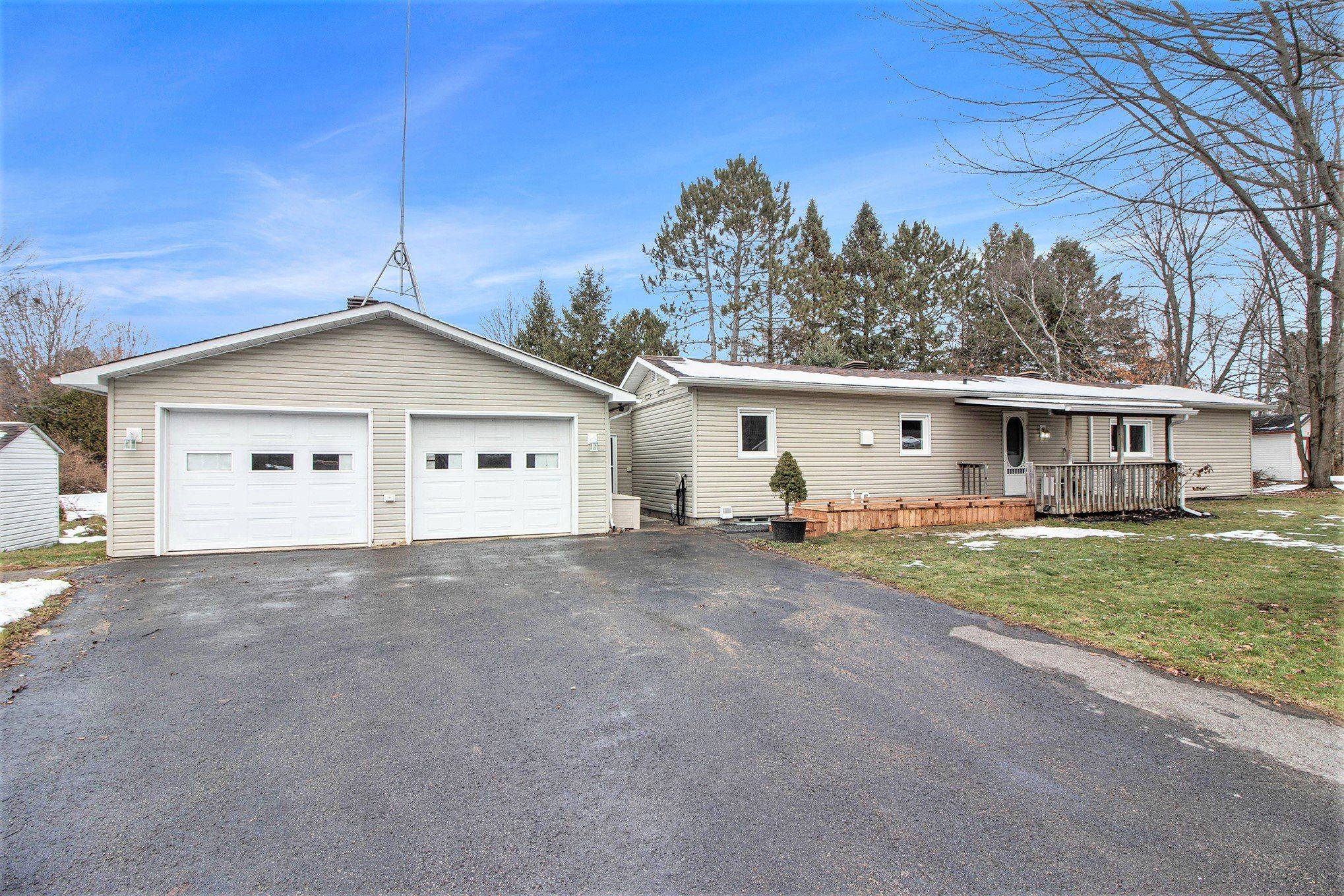 Orleans - Cumberland And Area, ON K0A 3H0,5620 Rockdale RD #Unit 32