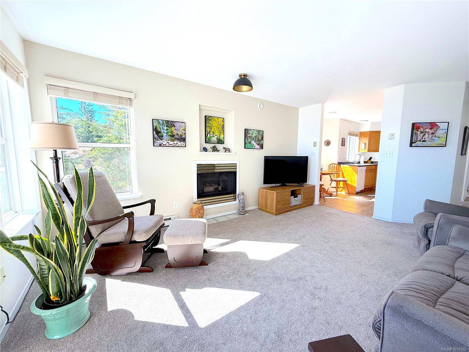 Campbell River, BC V9W 1B5,1216 Island Hwy S #201