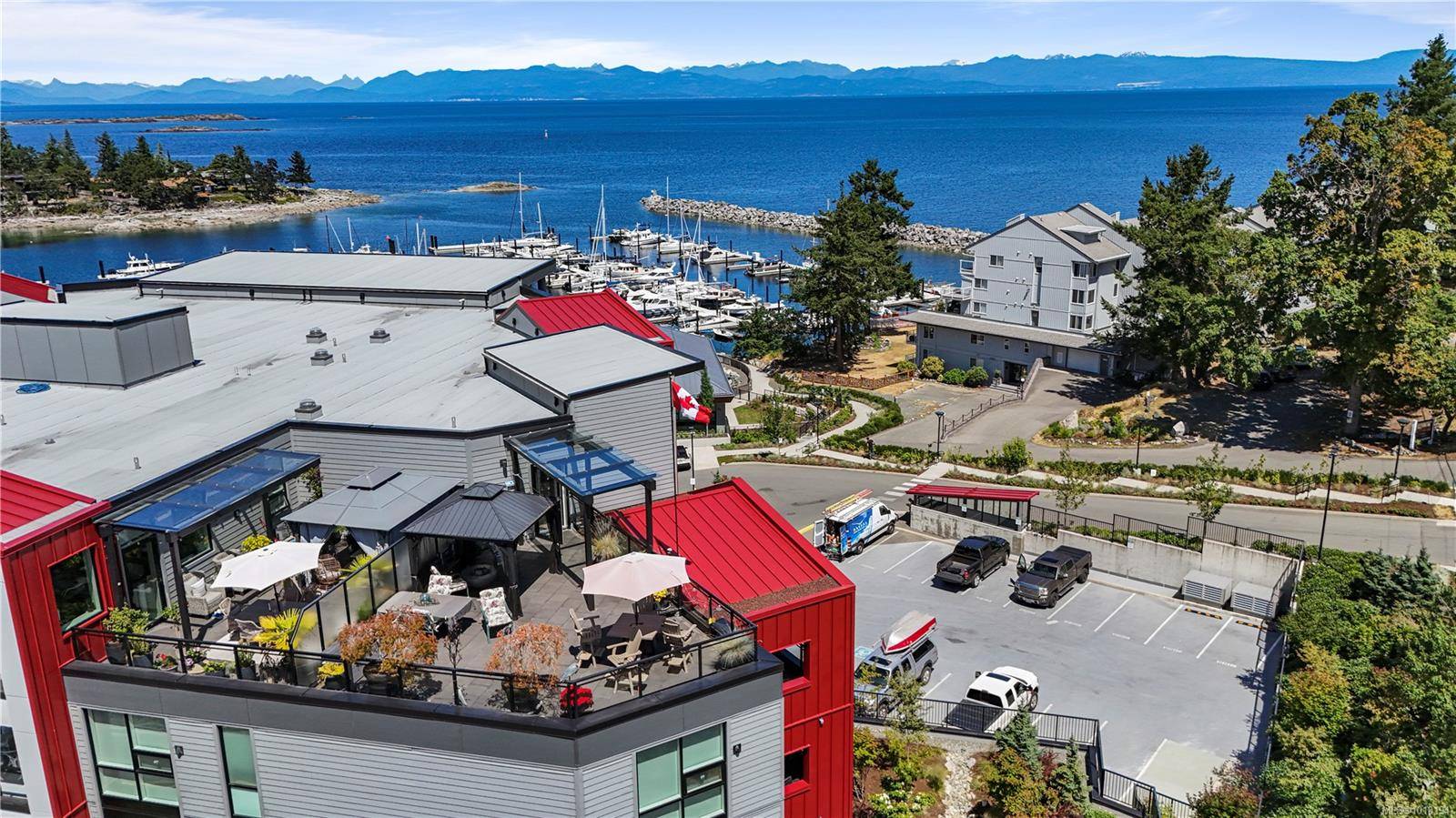 Nanoose Bay, BC V9P 9J7,3529 Dolphin Dr #604