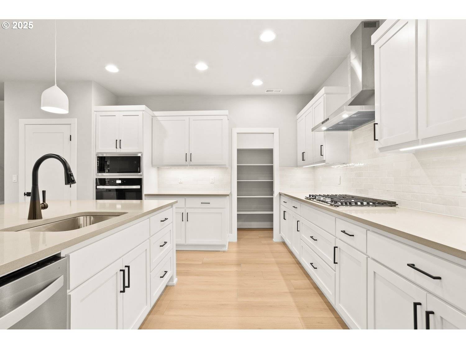 Hillsboro, OR 97123,8271 SE QUINCY ST