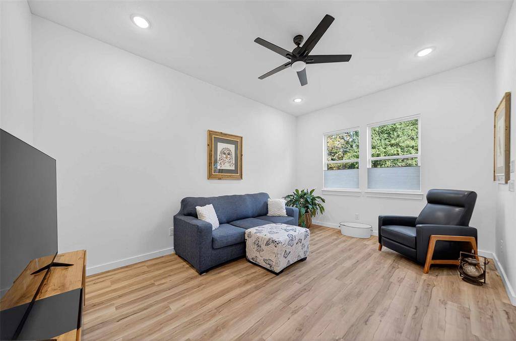 Payne Springs, TX 75156,185 Barcelona Street