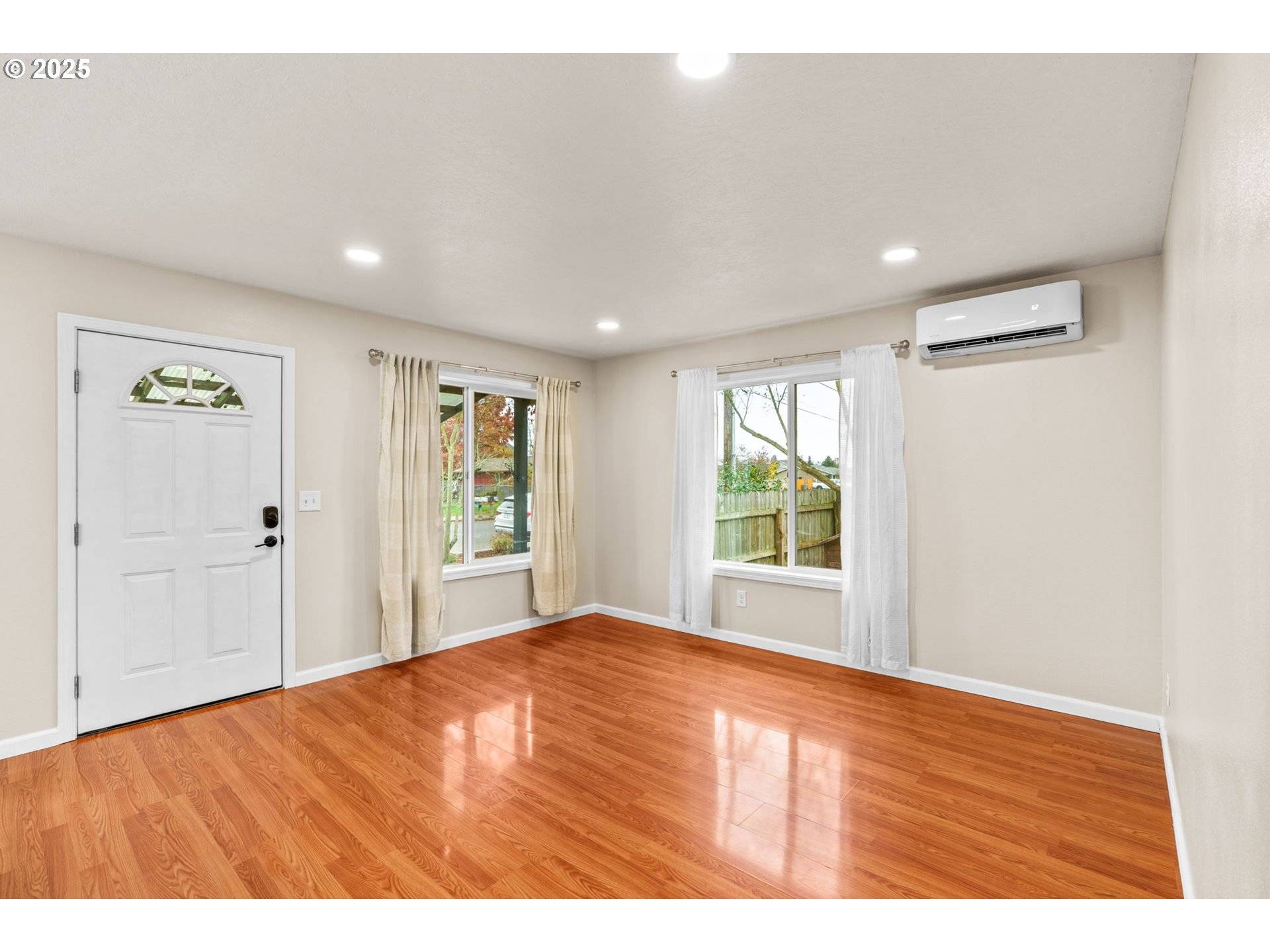 Harrisburg, OR 97446,955 TERRITORIAL ST