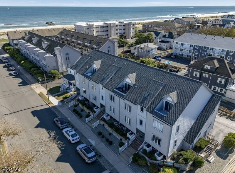 113 LAREINE AVENUE, UNIT 202 #202, Bradley Beach Boro, NJ 07720