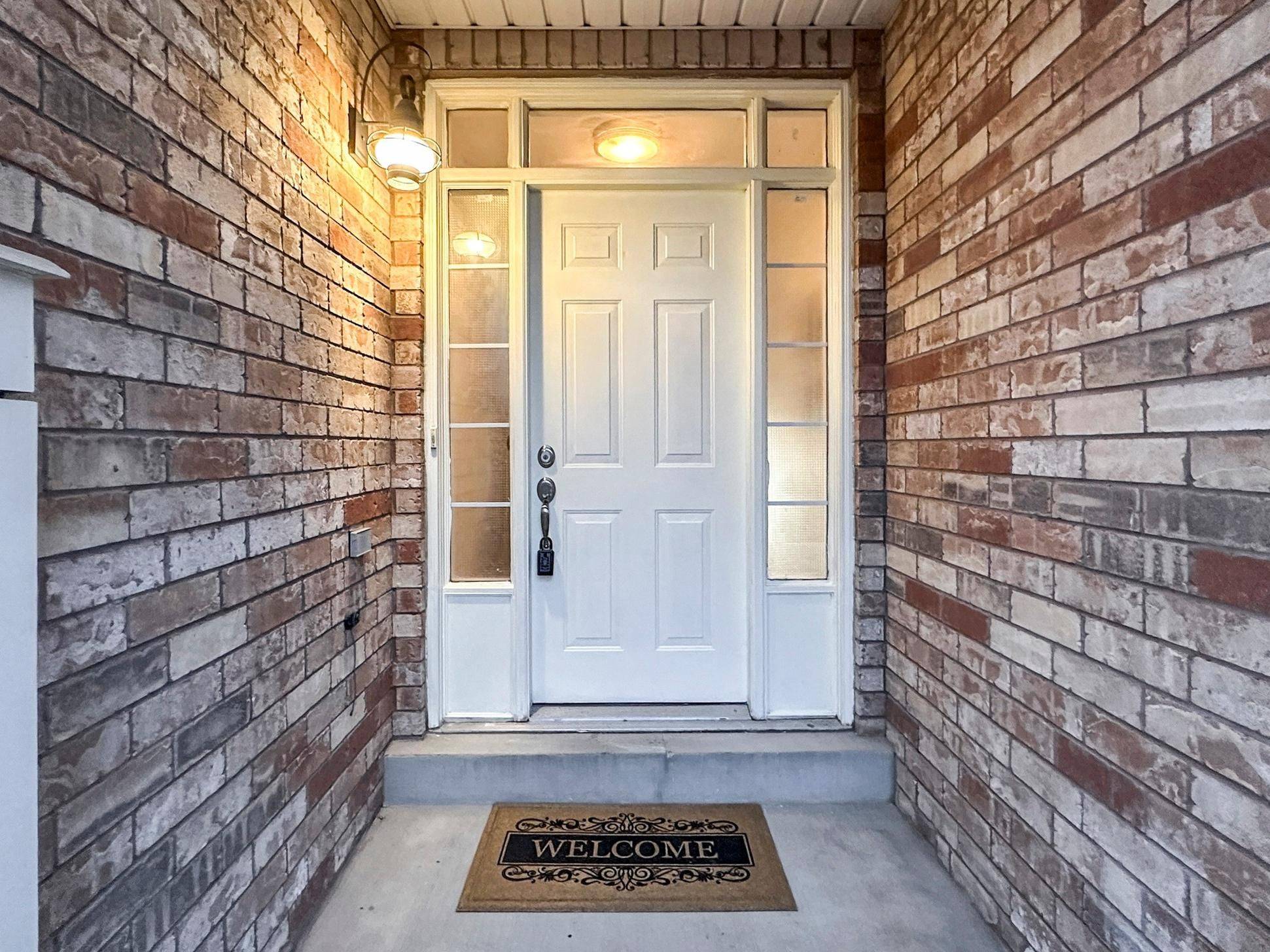 Ajax, ON L1S 7T3,8 Croker DR E