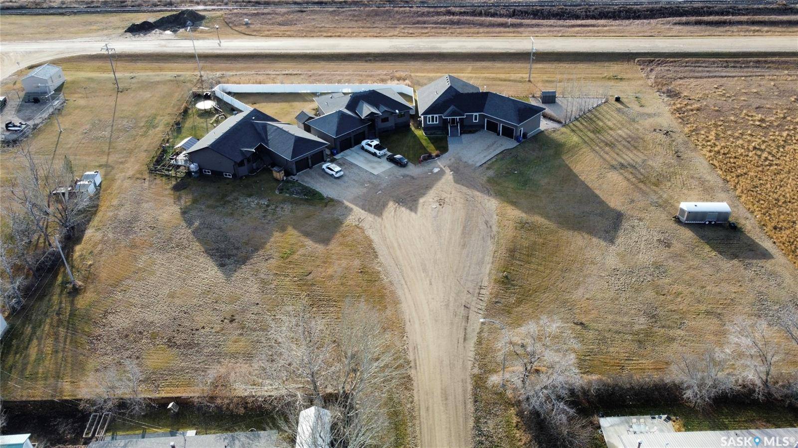 Hanley, SK S0G 2E0,114 Canada COURT