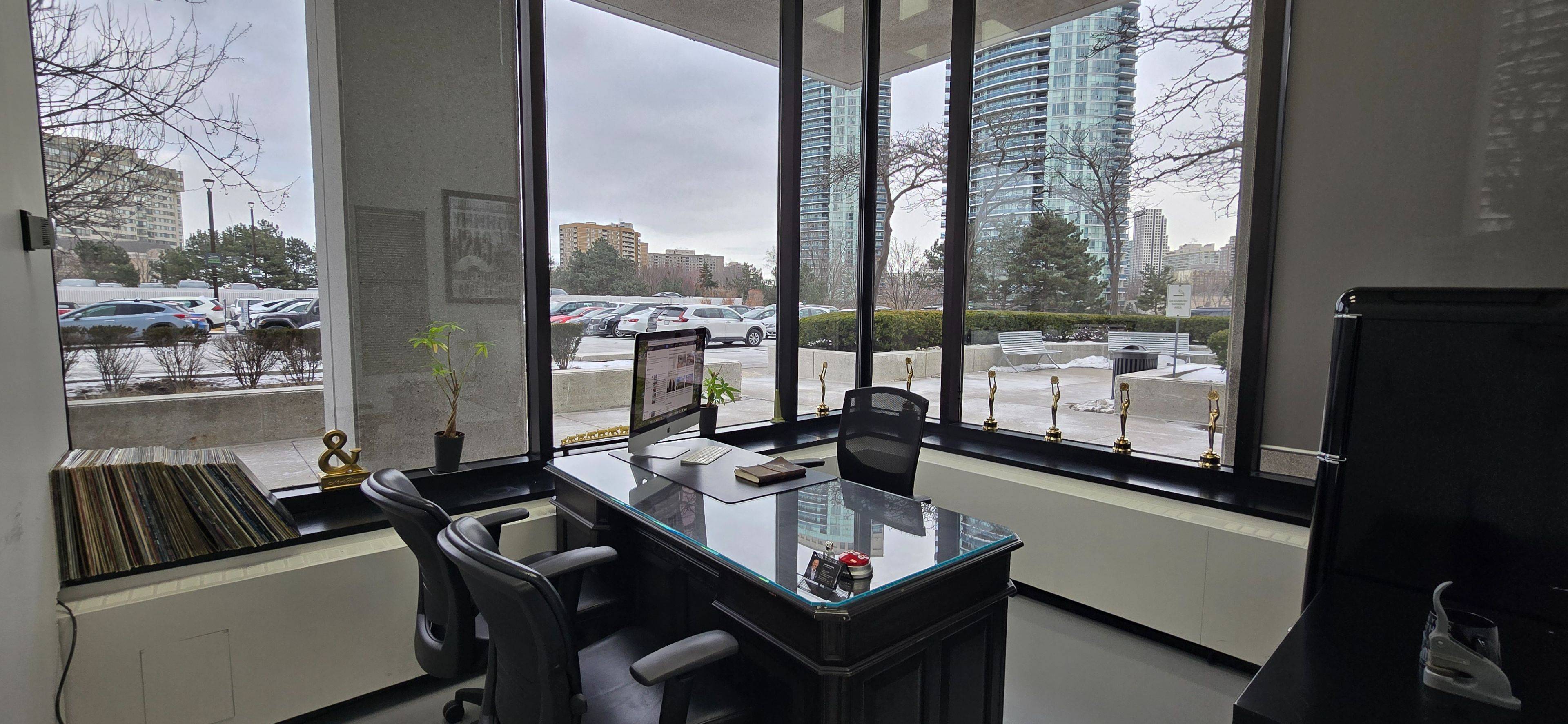 Mississauga, ON L4Z 1S1,4 Robert Speck Pkwy