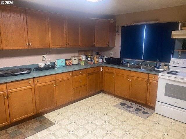 Sutherlin, OR 97479,7858 NONPAREIL RD