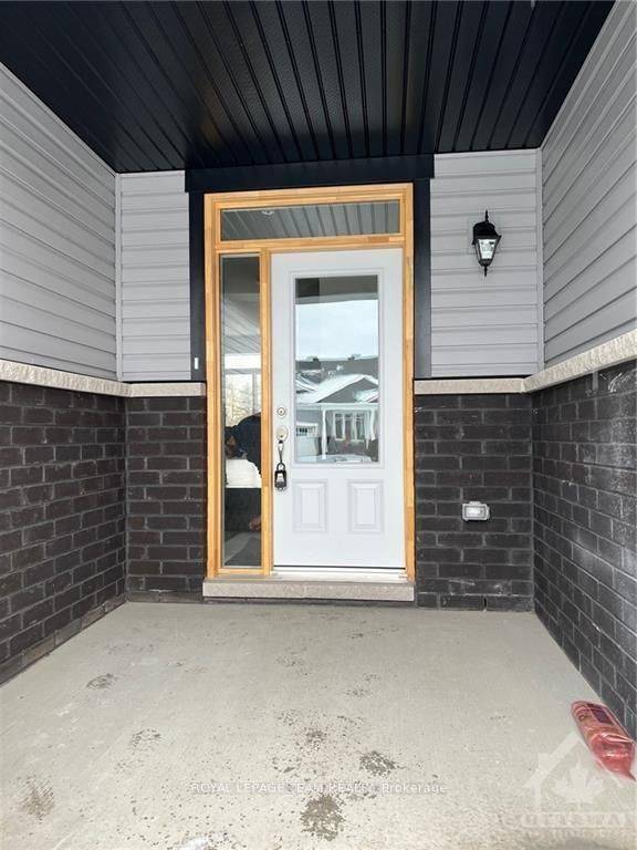 North Grenville, ON K0J 1J0,104 Patchell PL
