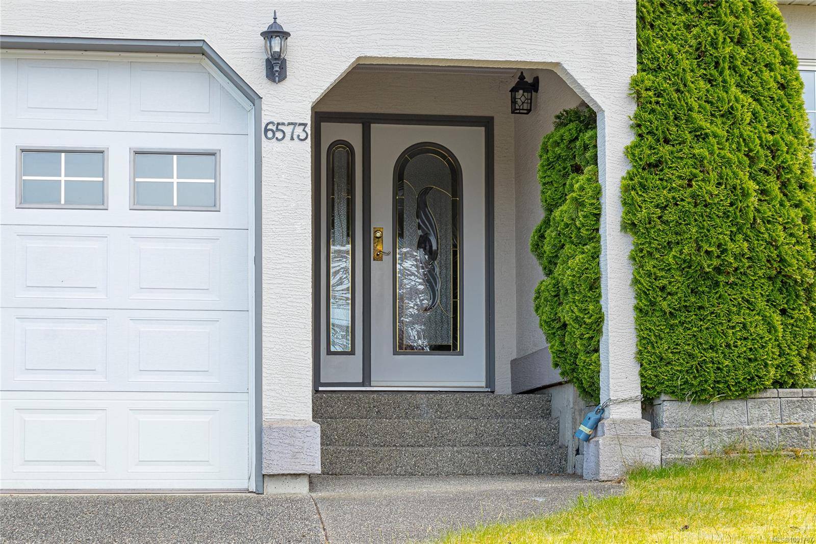 Nanaimo, BC V9V 1P9,6573 Pelican Way