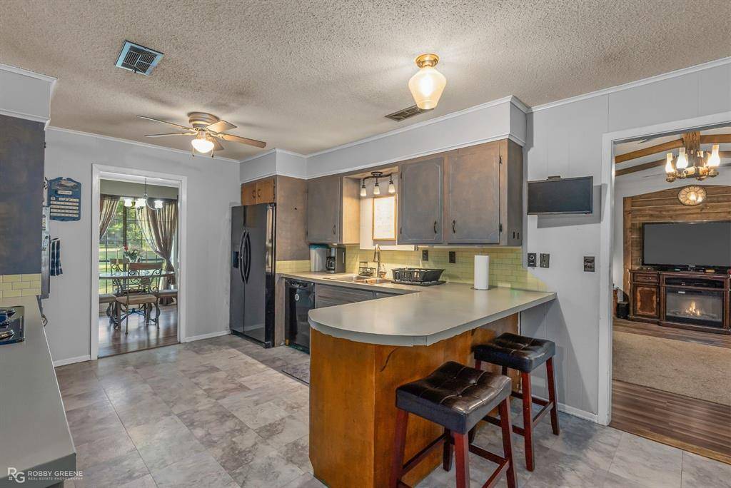 Sarepta, LA 71071,511 King Orchard Road