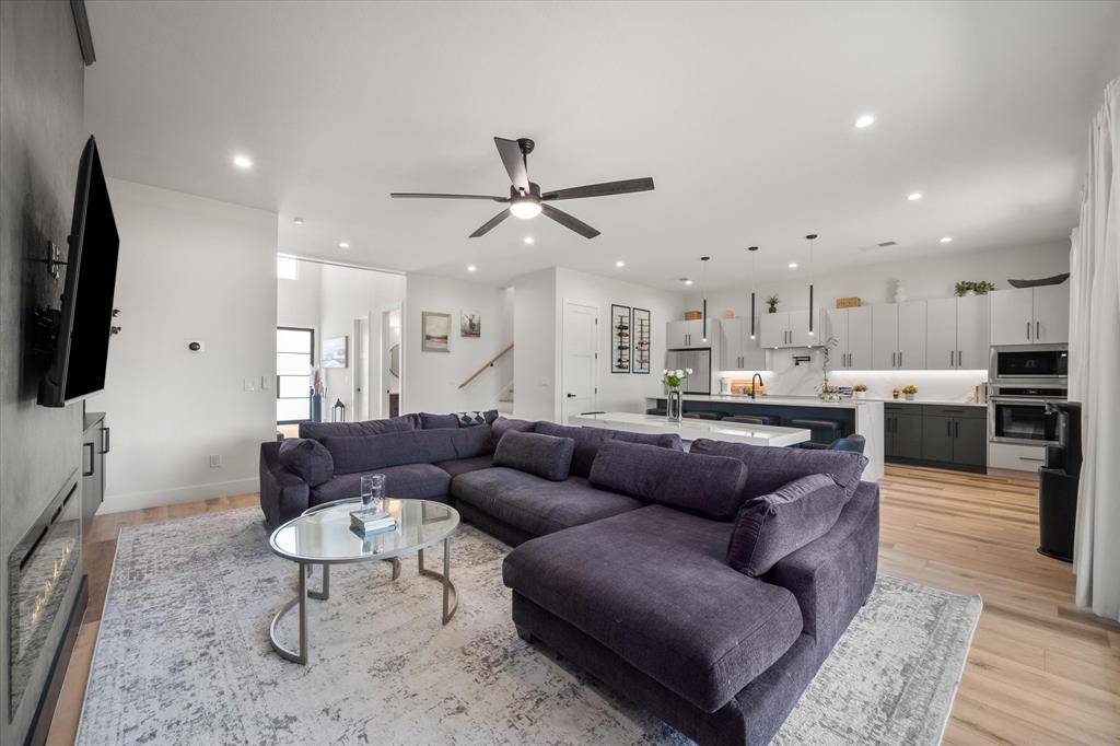 Dallas, TX 75212,4029 Ivanhoe Lane