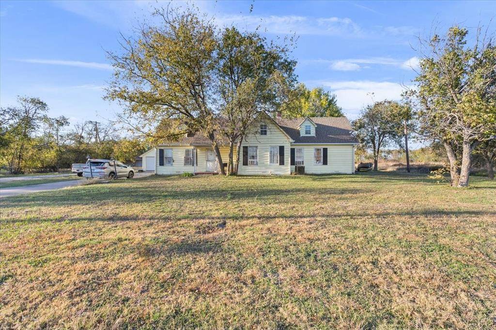 Mart, TX 76664,1601 E Texas Avenue