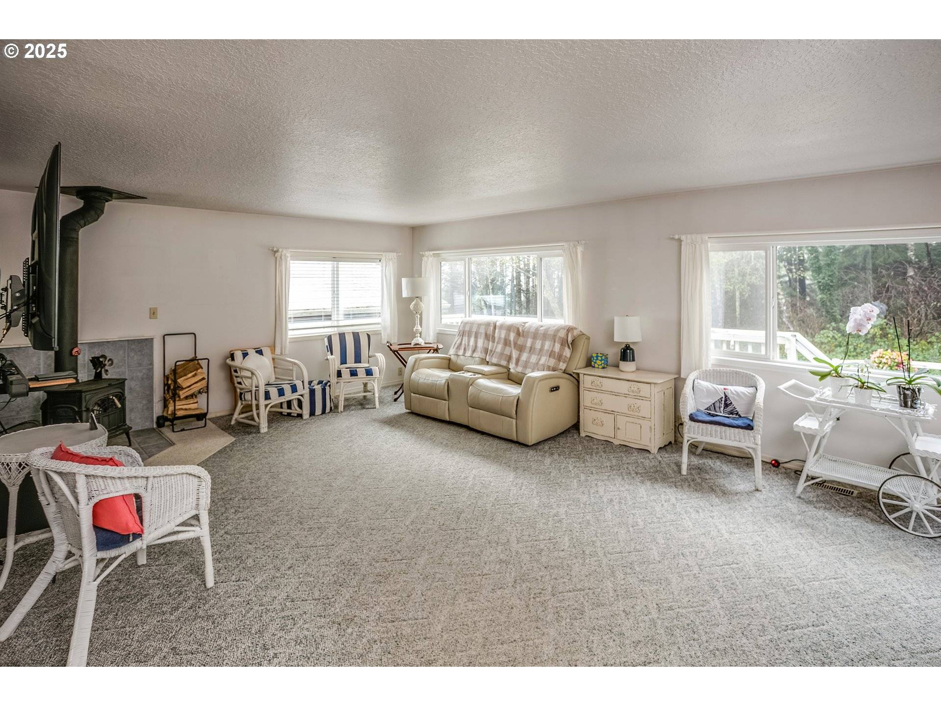 6185 COLUMBIA ST, Arch Cape, OR 97102