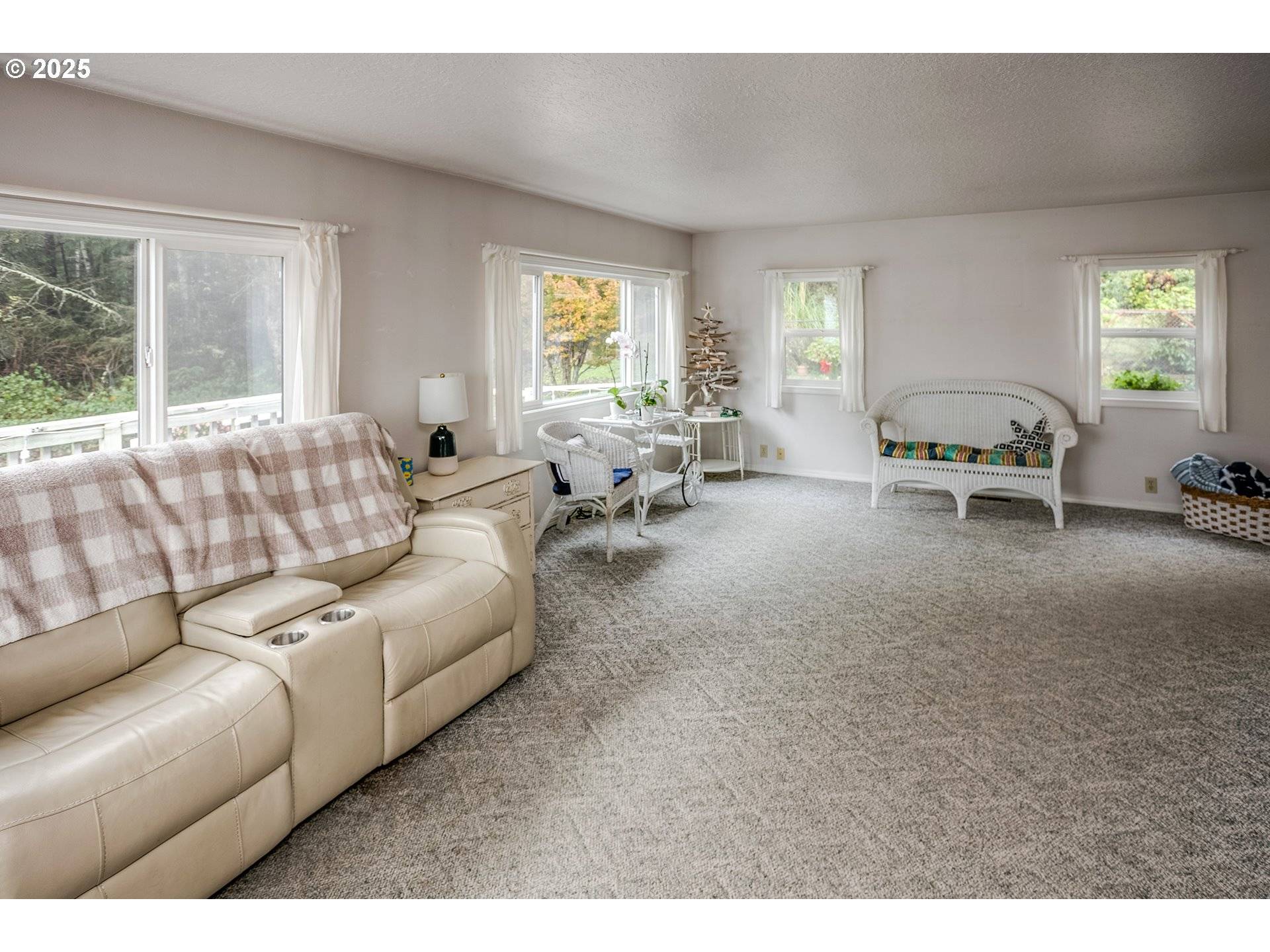 6185 COLUMBIA ST, Arch Cape, OR 97102