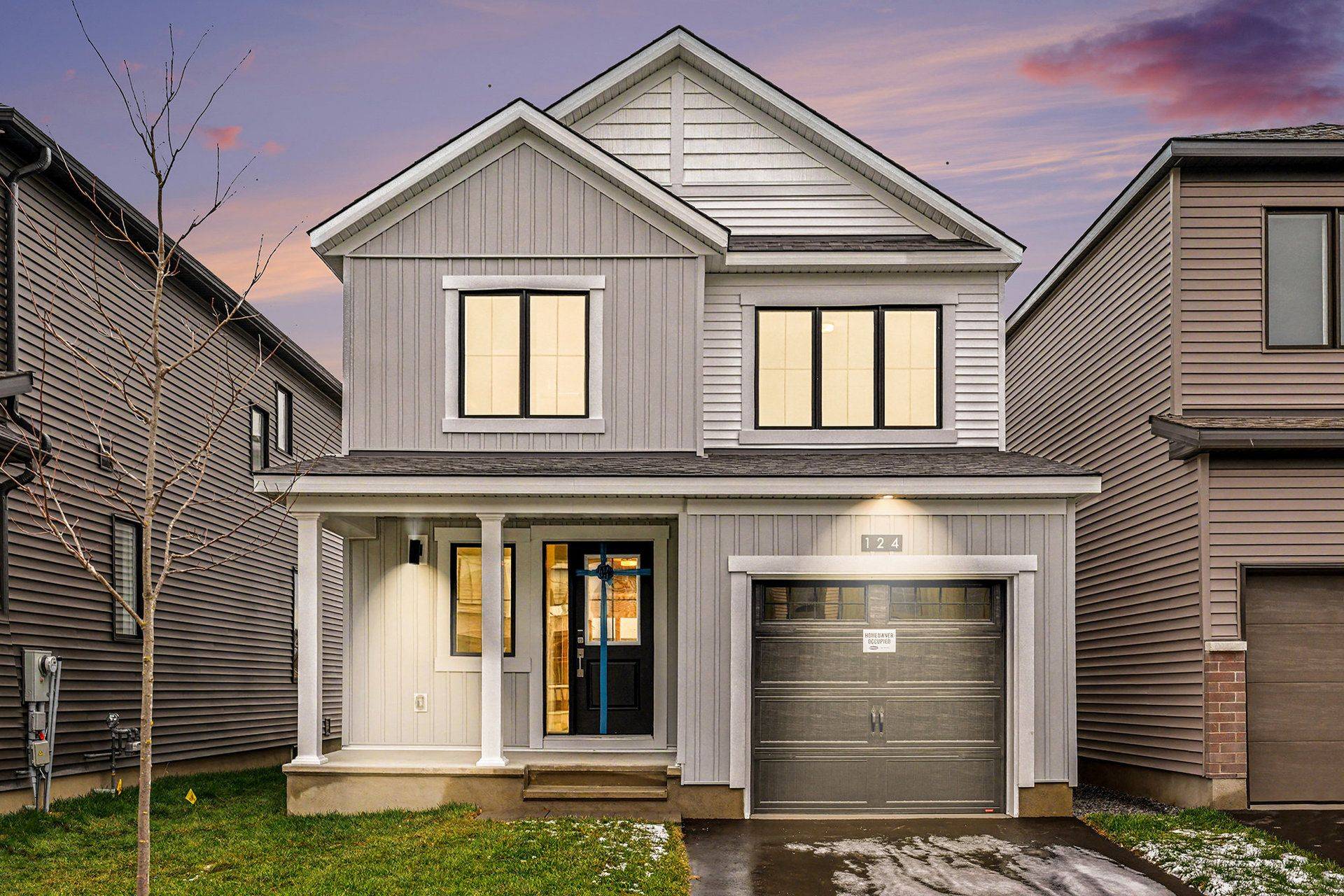 Kanata, ON K2K 1X7,124 Tonic CRES