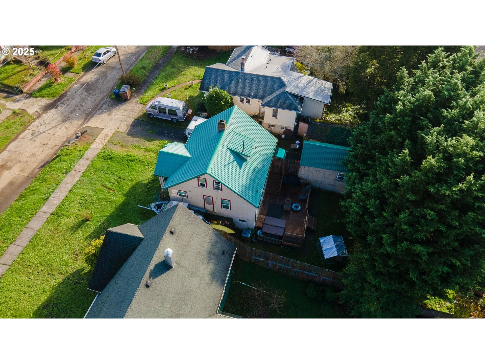 Coquille, OR 97423,865 N DEAN ST