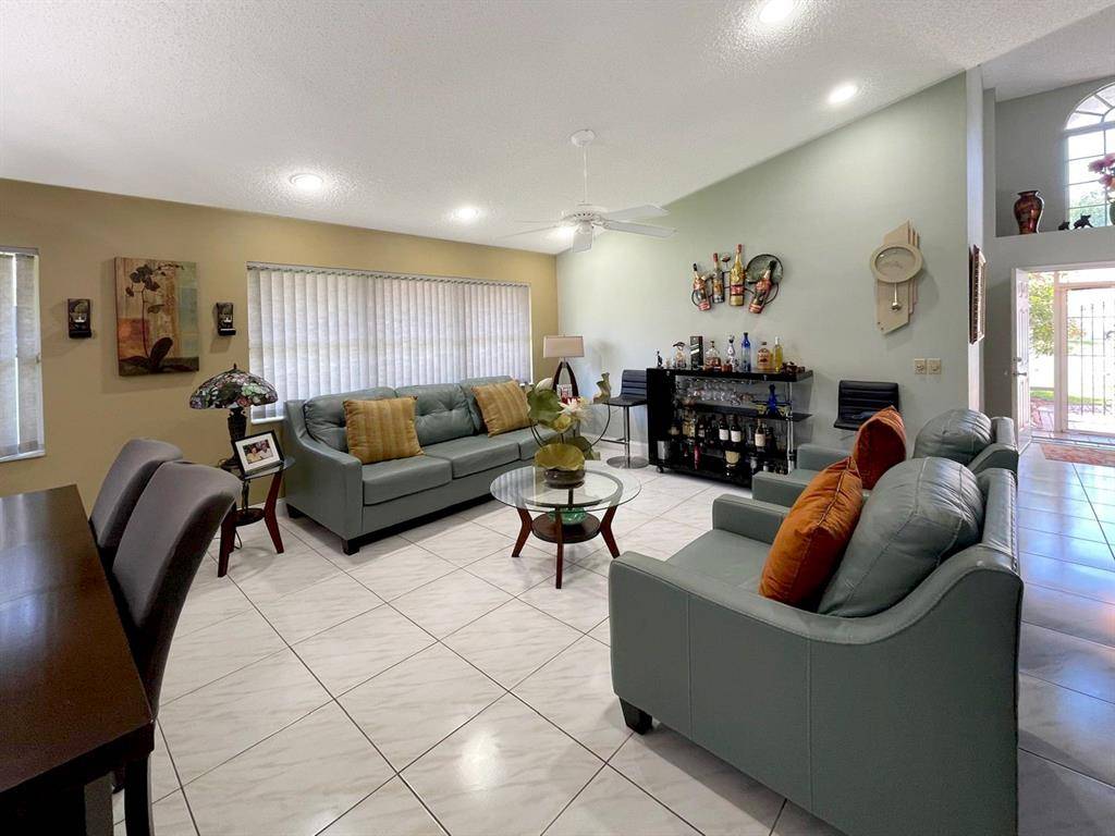 Boca Raton, FL 33498,11088 Rios Rd