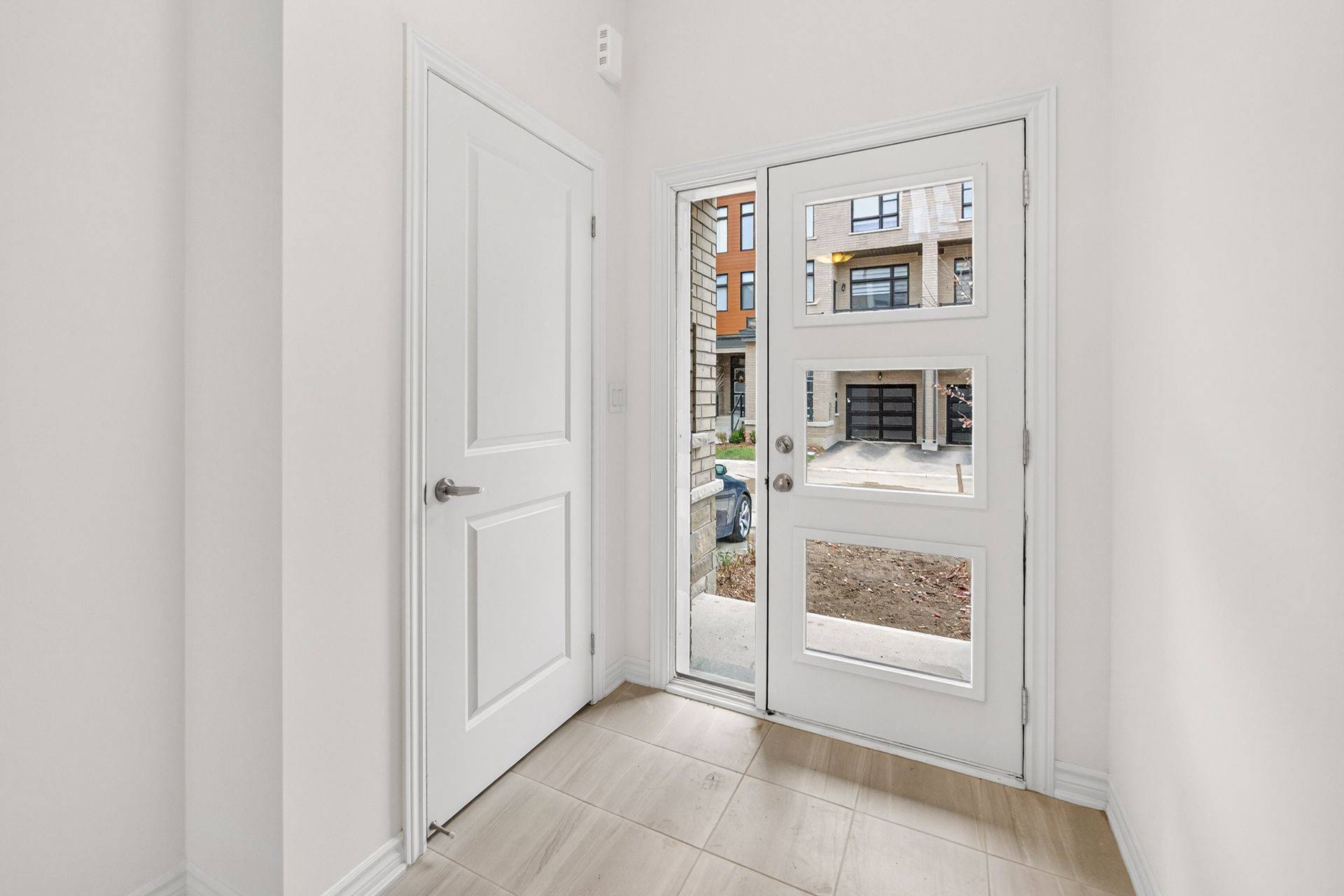 Vaughan, ON L4L 1A7,69 Inverary CRES