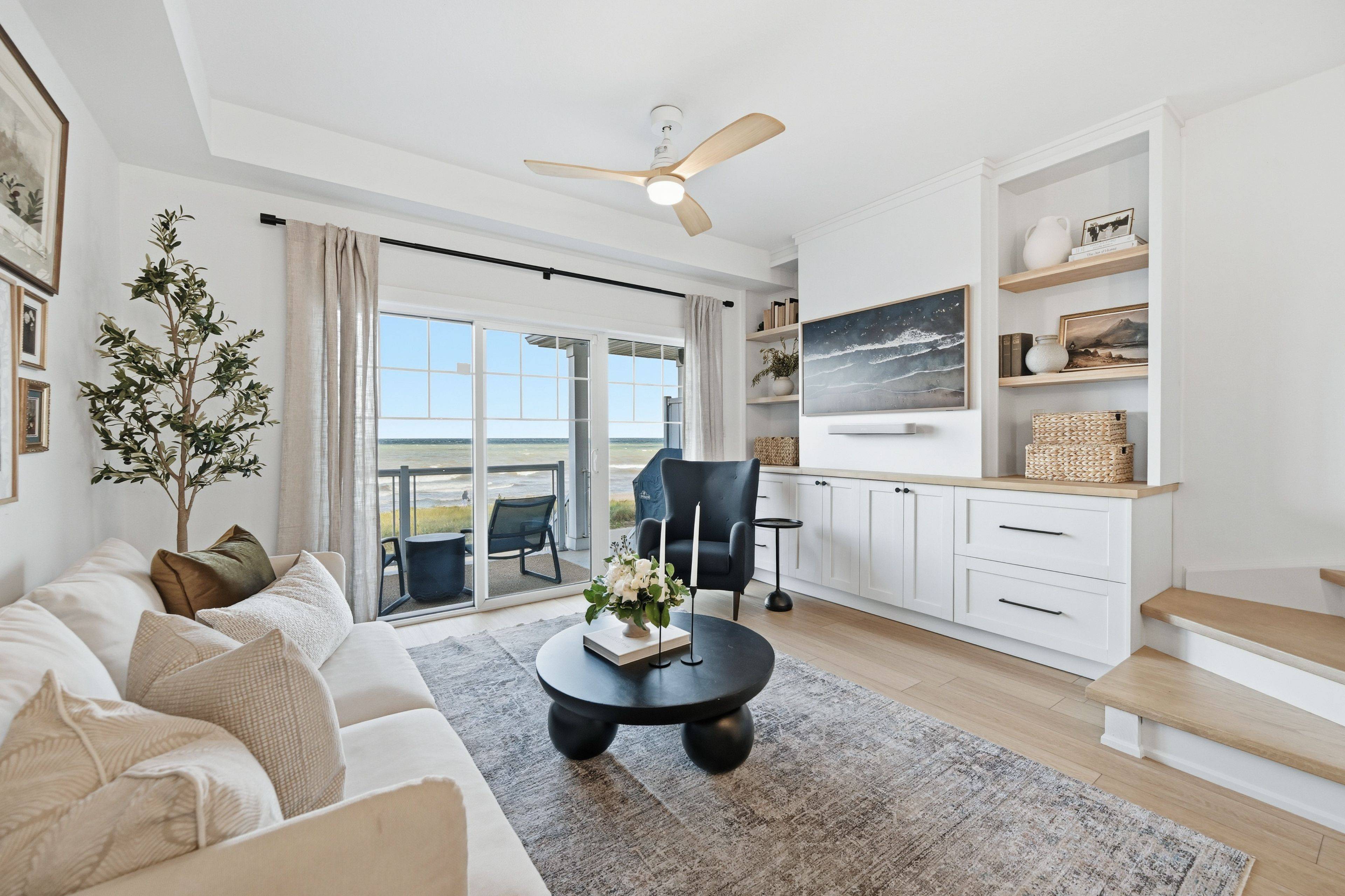 Hamilton, ON L8H 6W4,337 Beach BLVD #7