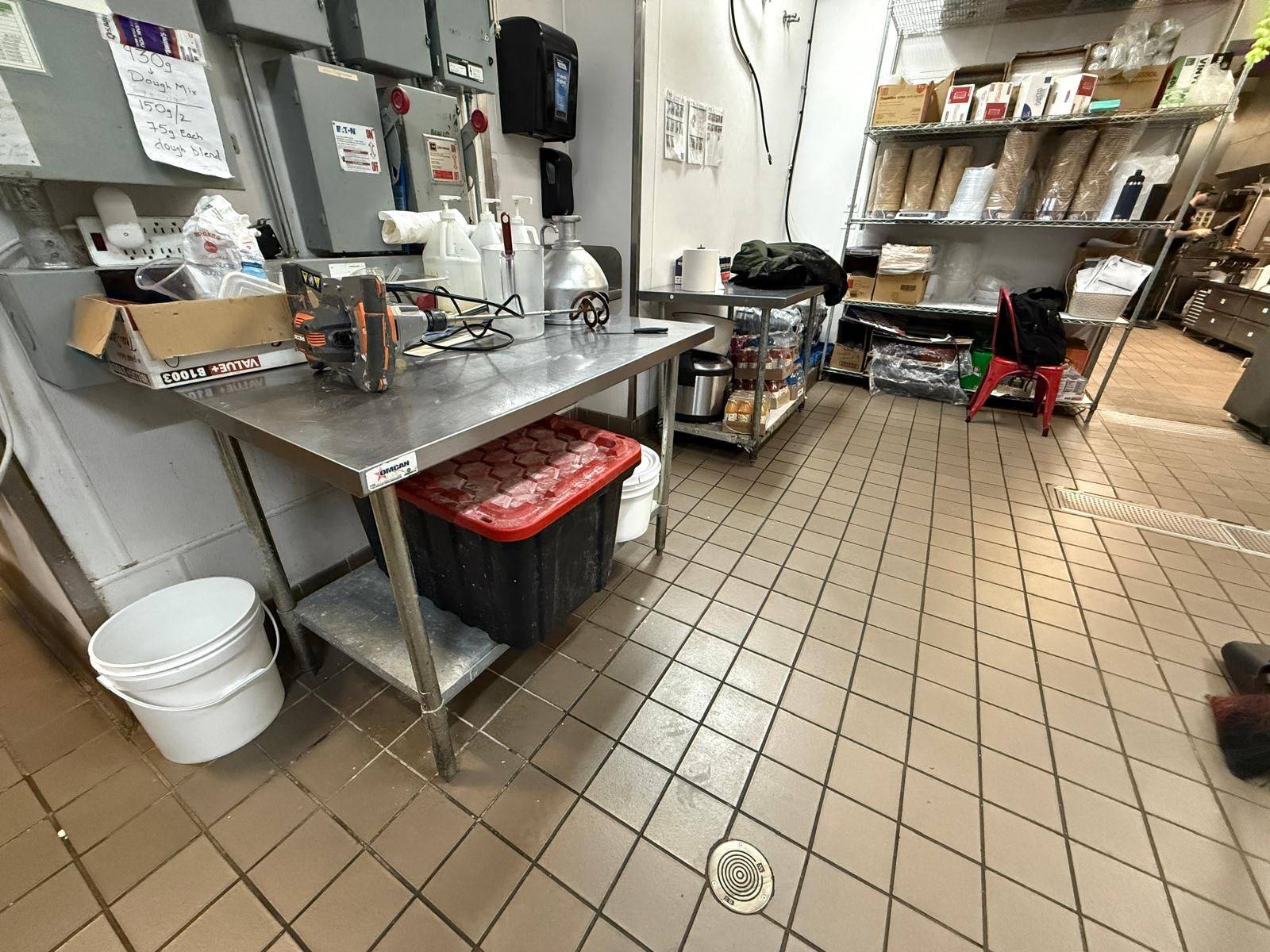 London South, ON N6K 3C2,795 Wonderland RD S