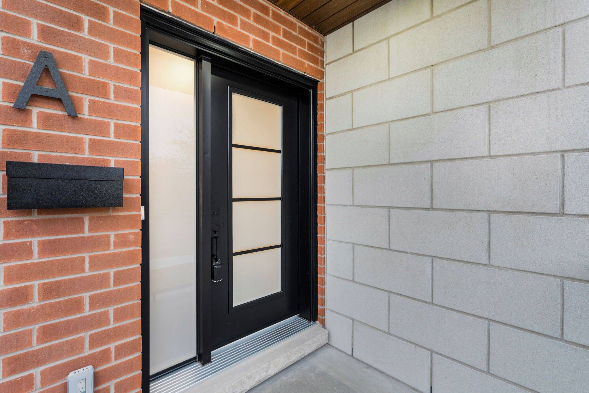 Alta Vista And Area, ON K1G 0B6,1348 Avenue Q AVE #A