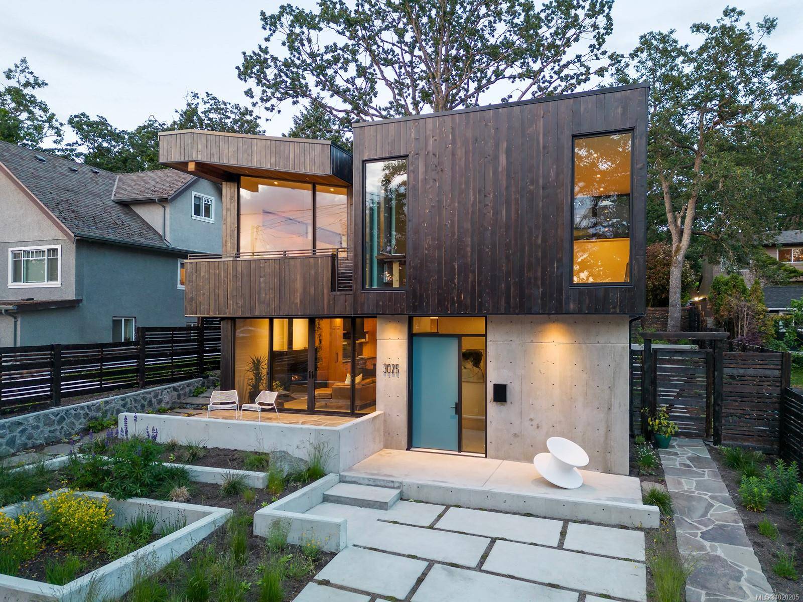 Victoria, BC V8T 3Z7,3025 Jackson St