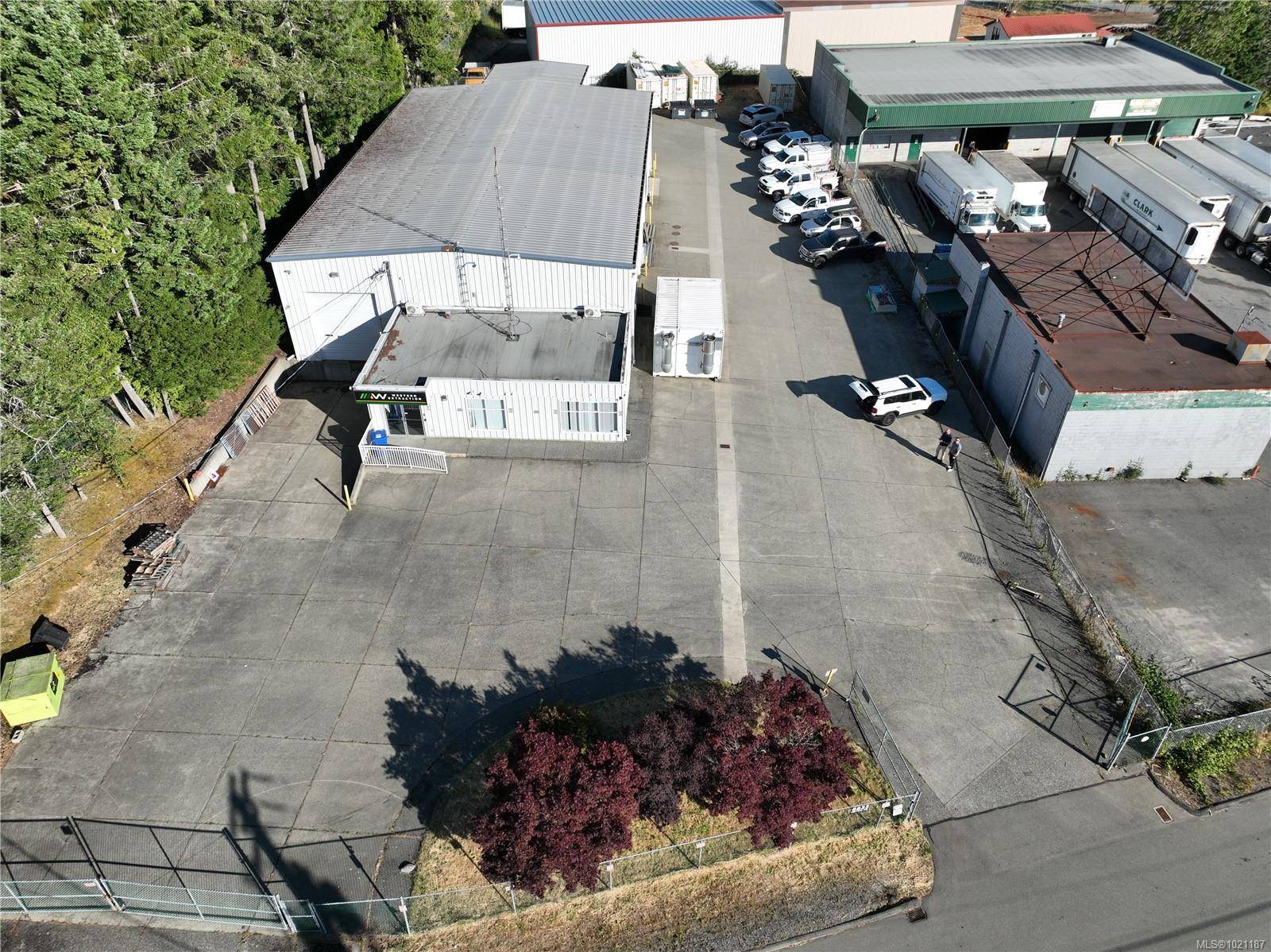 Lantzville, BC V0R 2H0,6833 Metro Rd #Rear