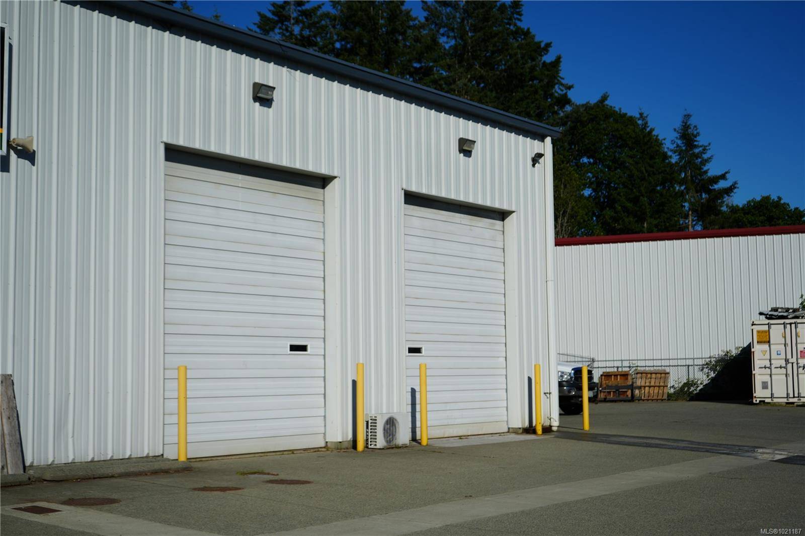 Lantzville, BC V0R 2H0,6833 Metro Rd #Rear