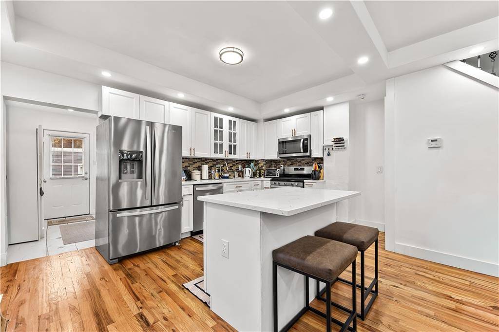 Brooklyn, NY 11236,519 East 85th ST