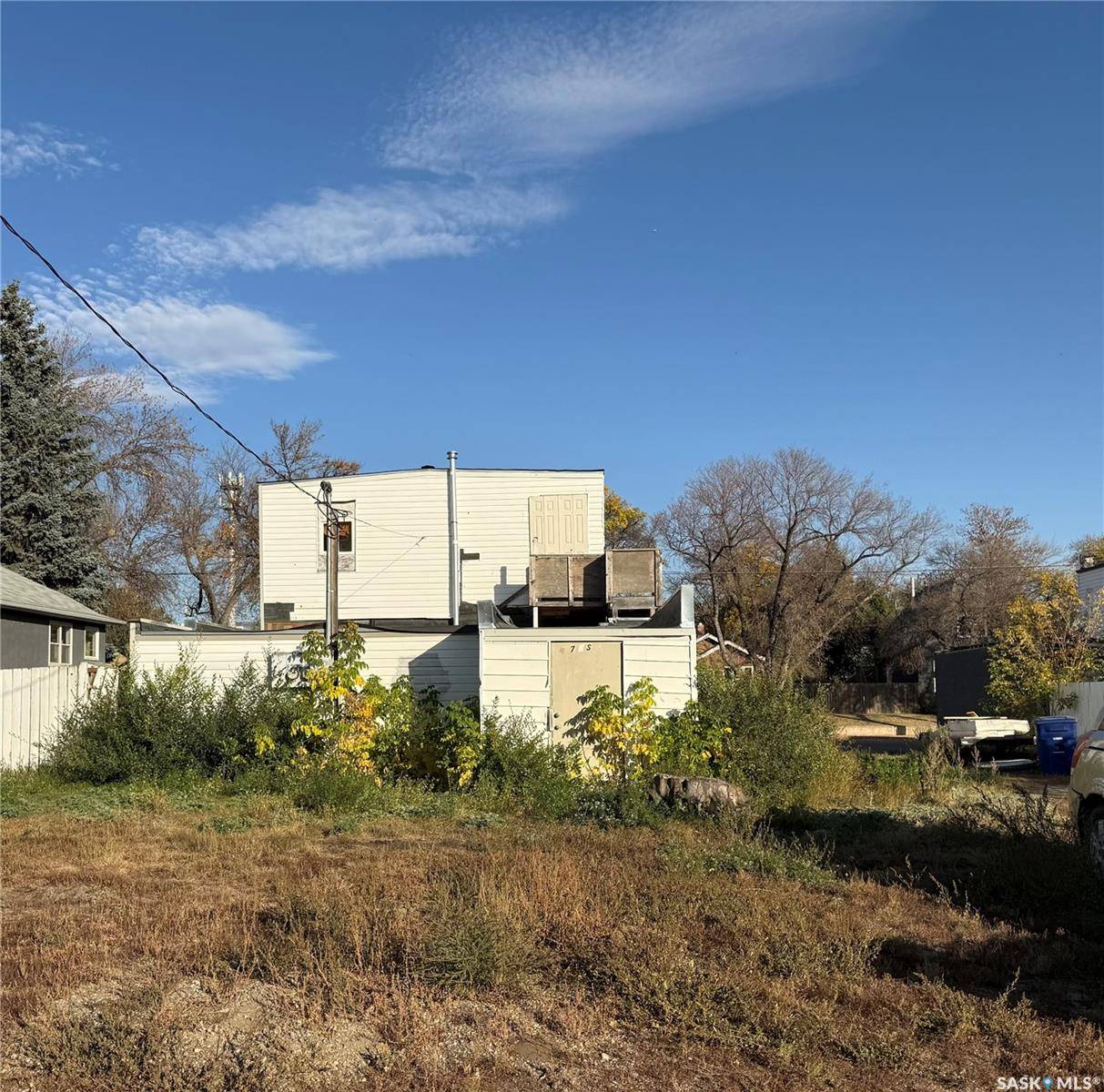 Saskatoon, SK S7M 1X1,617 H AVENUE S