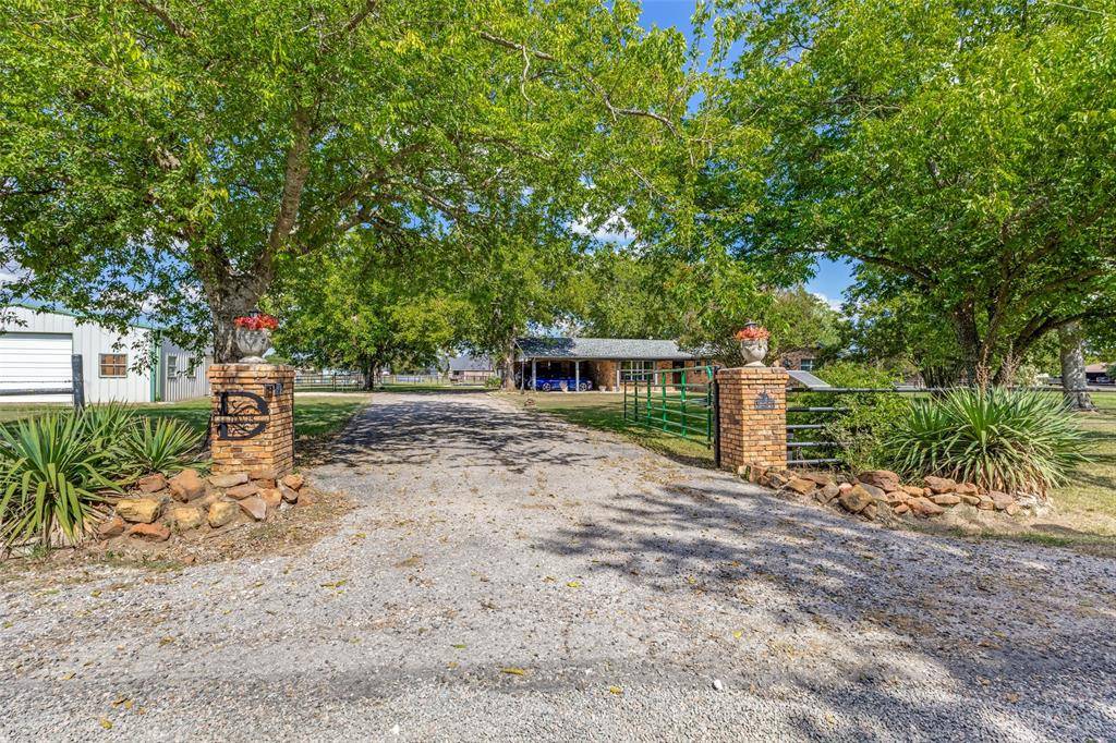 Denison, TX 75021,9591 Dripping Springs Road