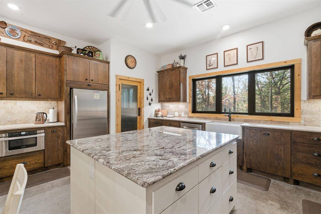 Alvord, TX 76225,114 Bear Cat Court