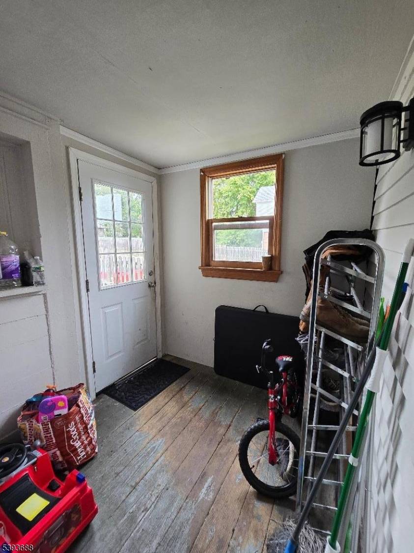 Newton Town, NJ 07860,52 Trinity St