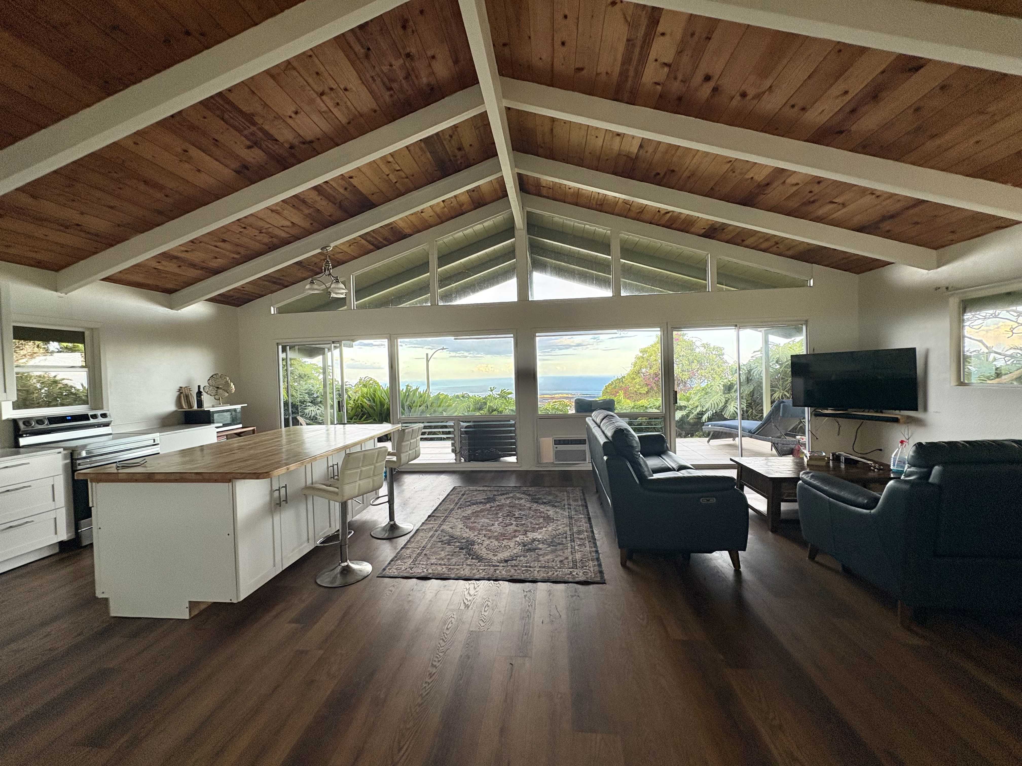 Kailua-kona, HI 96740,73-1156 OLUOLU ST