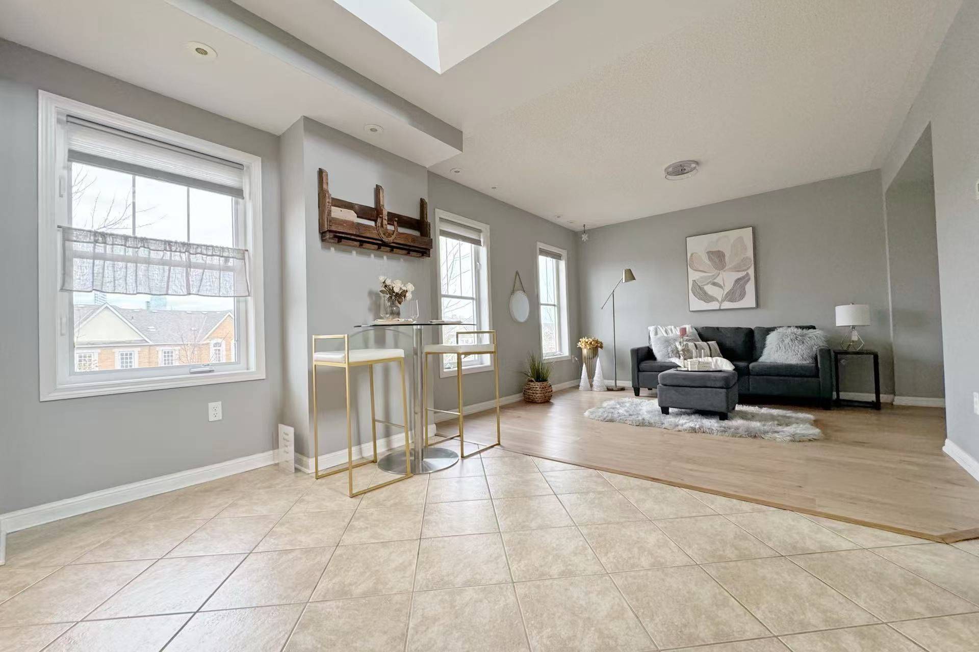 Mississauga, ON L5B 0A8,580 Shoreline DR #6