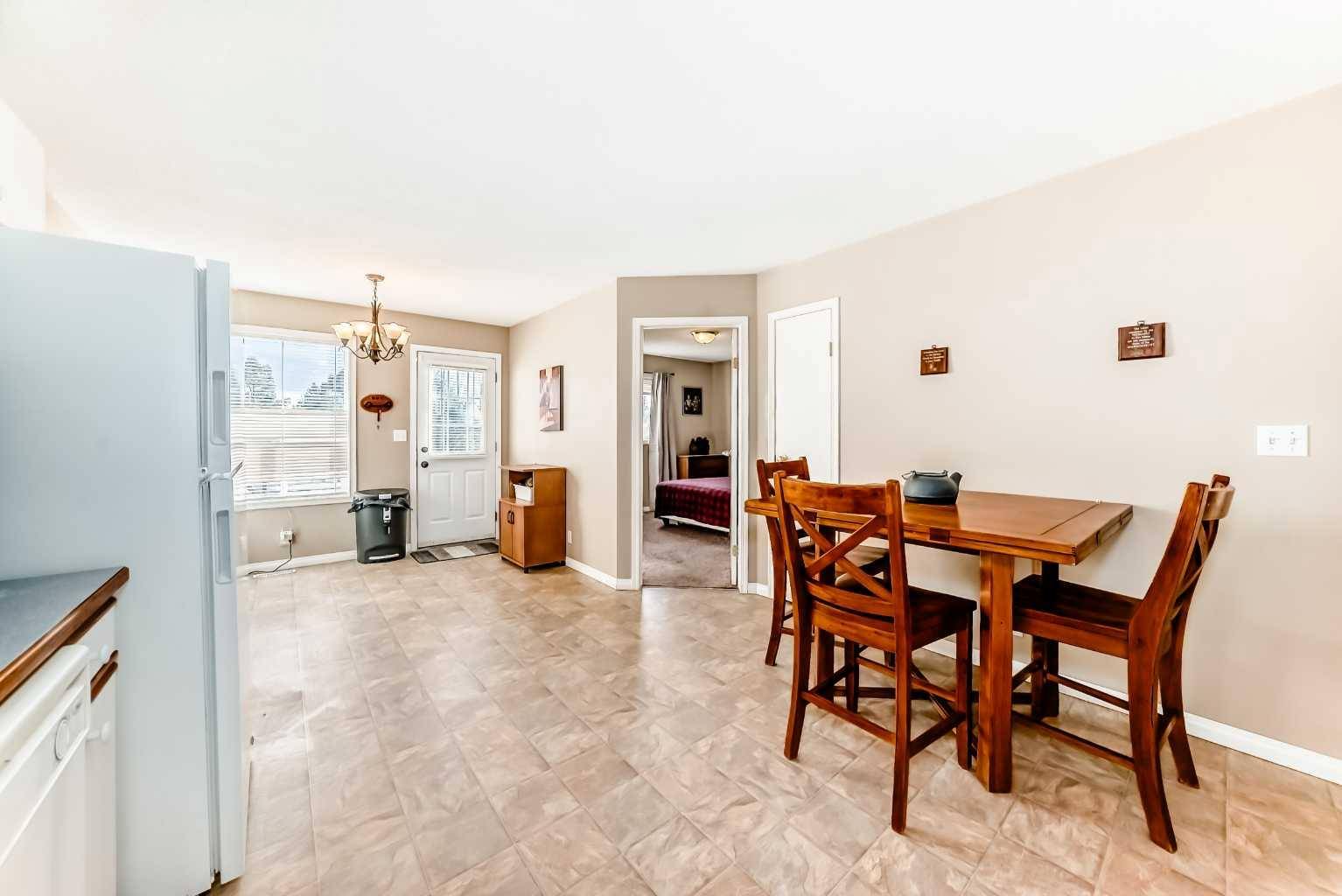 Red Deer, AB T4R2M9,1 Eline ST #B