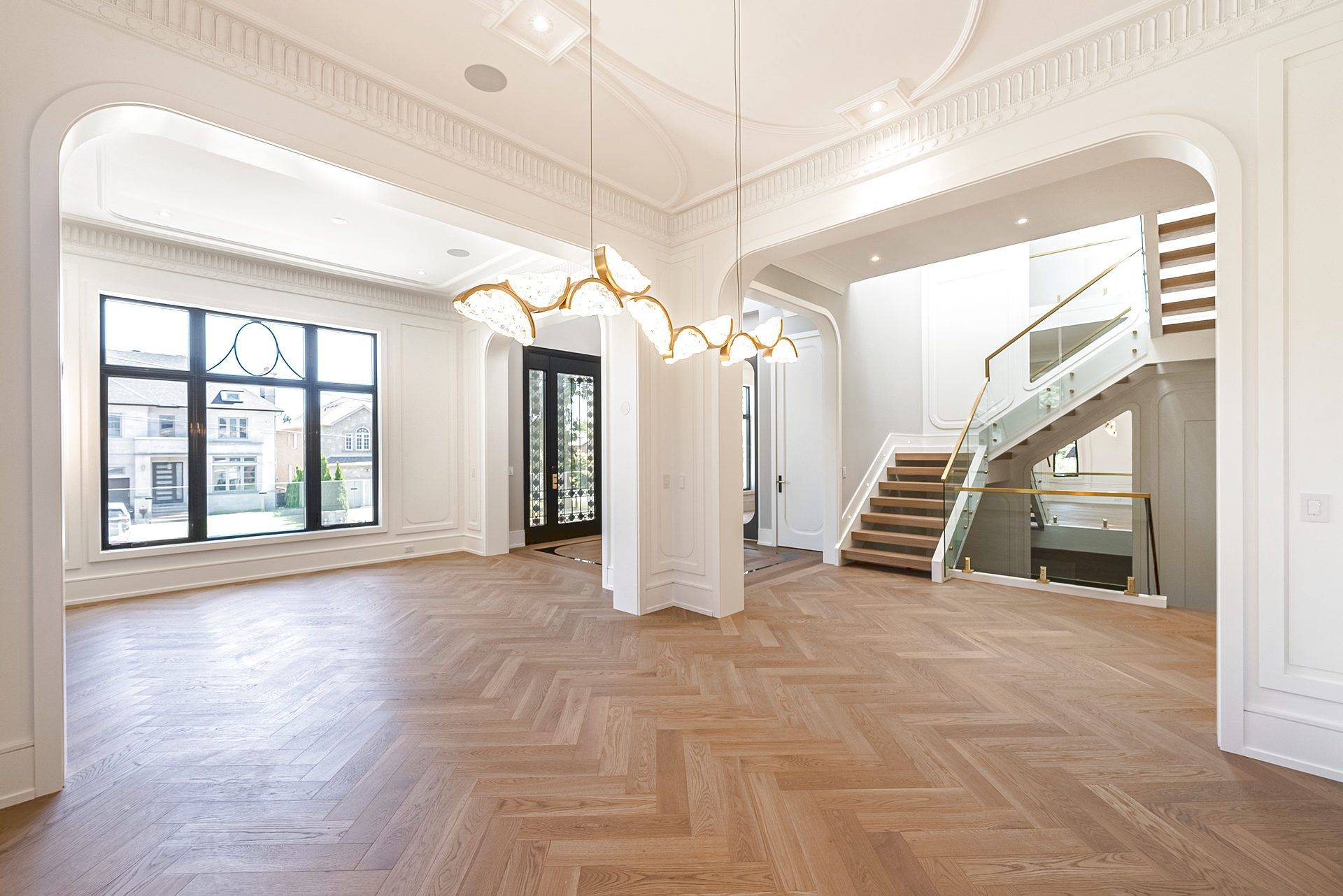 Richmond Hill, ON L4C 6V6,28 Scott DR