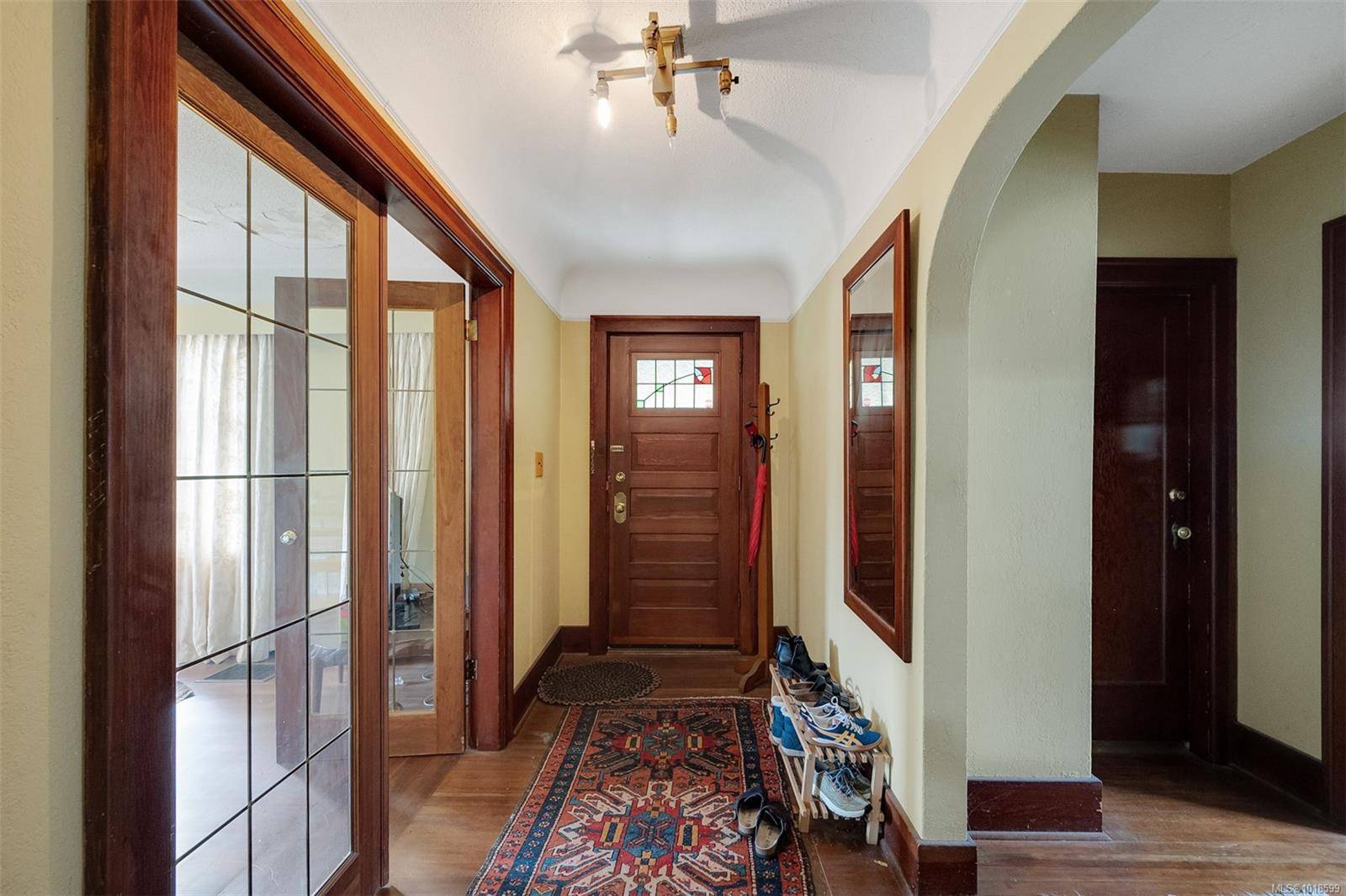 Victoria, BC V8W 1L8,516 Simcoe St