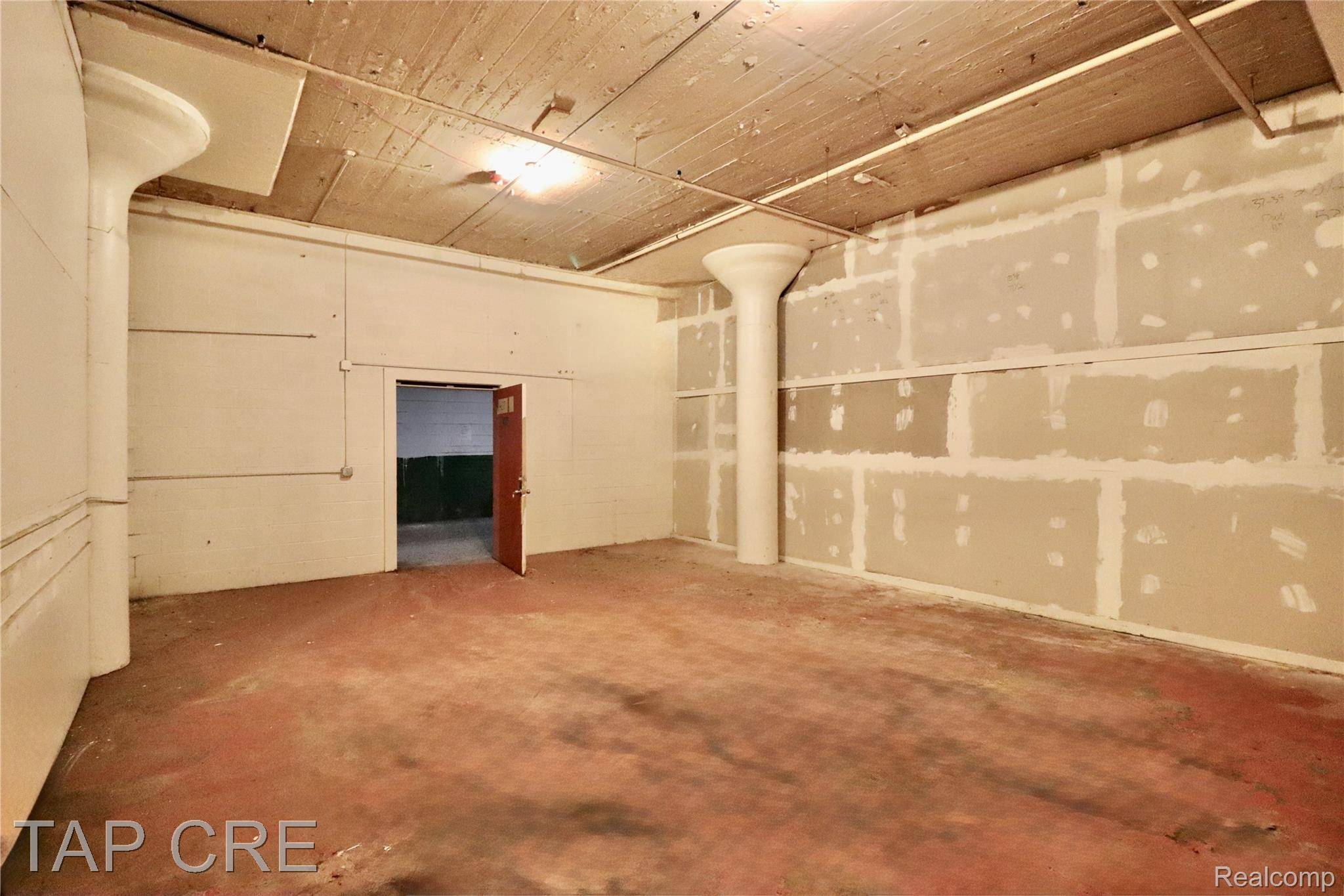 Detroit, MI 48211,1600 Clay ST #427