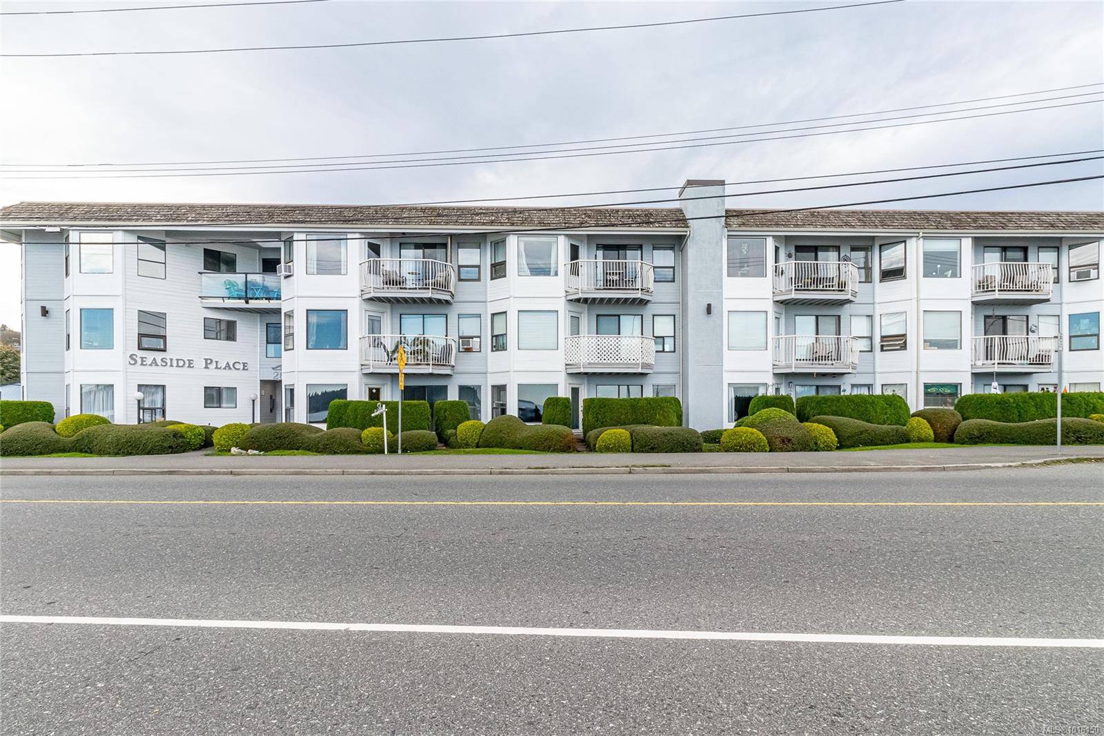 Nanaimo, BC V9S 5P4,2815 Departure Bay Rd #212